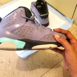 Jordan 6 Retro Little Kids Style Sneakers